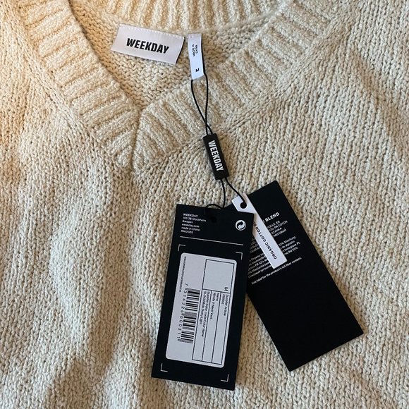 Weekday Beige Cropped Cotton Blend Knit Sweater Vest - Picture 6 of 7